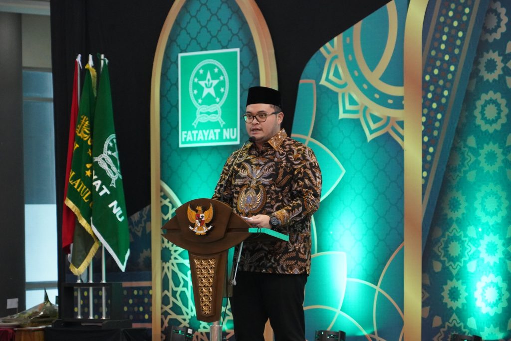 Bupati Kediri Hanindhito Himawan Pramana saat memberikan sambutan usai MoU dengan PC Fatayat NU Kabupaten Kediri di Convention Hall, Simpang Lima Gumul (SLG), Jumat (25/4/2025) (DR/GOnews.id)