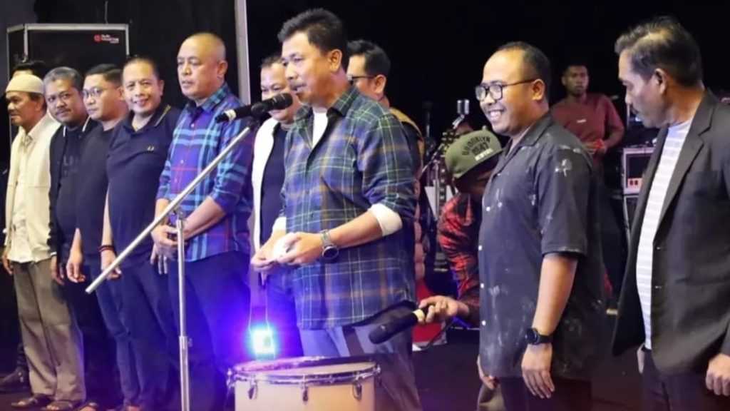 Pesta Laut Pesisir Kukar 2025 Usung Budaya dan Pariwisata Sekretaris Daerah Kukar Sunggono