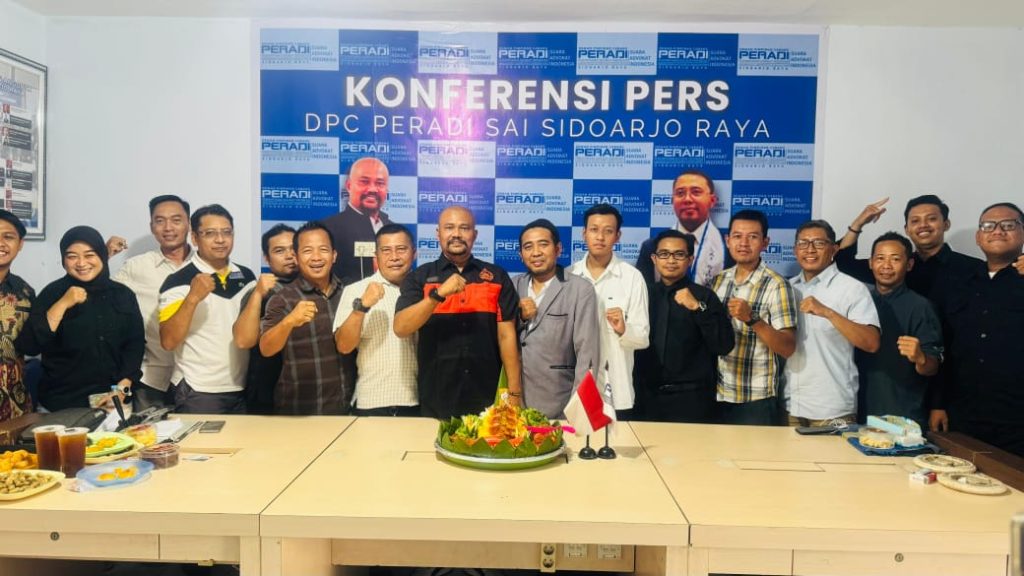 DPC Peradi SAI Sidoarjo Raya saat penutupan PKPA angkatan III, Minggu (4/5/25) (Nug/GOnews.id)