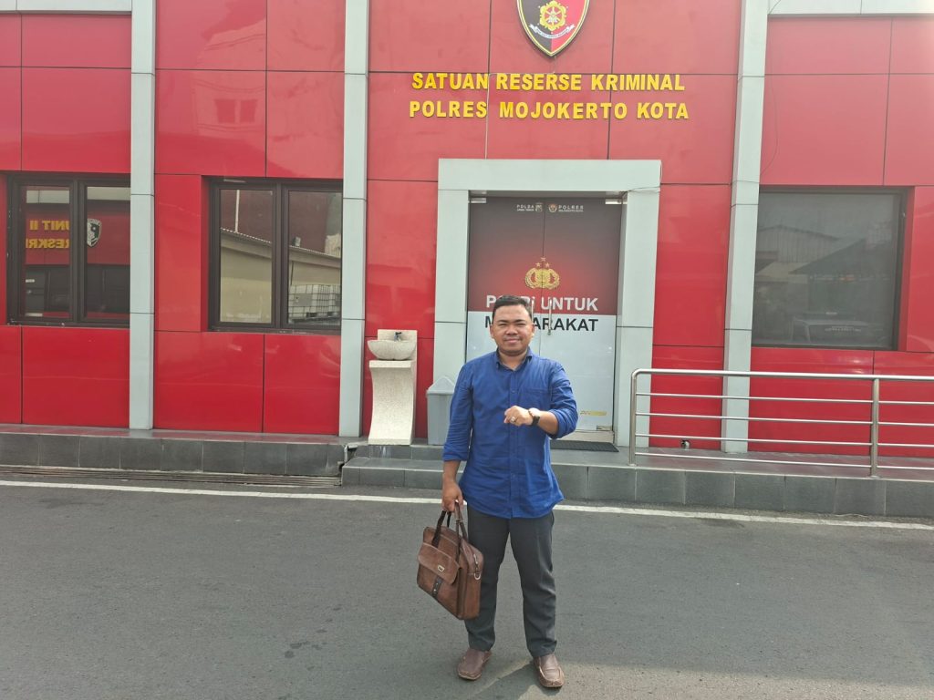 Bos Kavling Mojokerto Ditangkap, Diduga Jual Lahan Hijau Jaka Prima, SH., MH., M.Pd.,Pengacara DS Korban Penipuan Tanah Kavling di Mojokerto (Foto: Jaka Prima Law Firm)