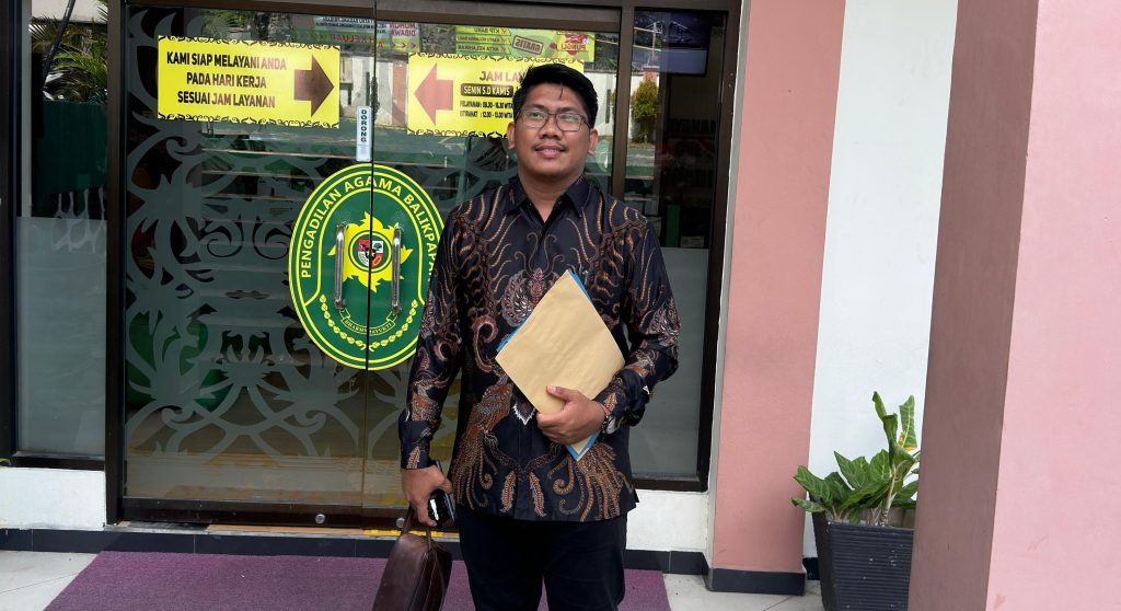 advokat dan konsultan hukum Muhammad Iqbal,