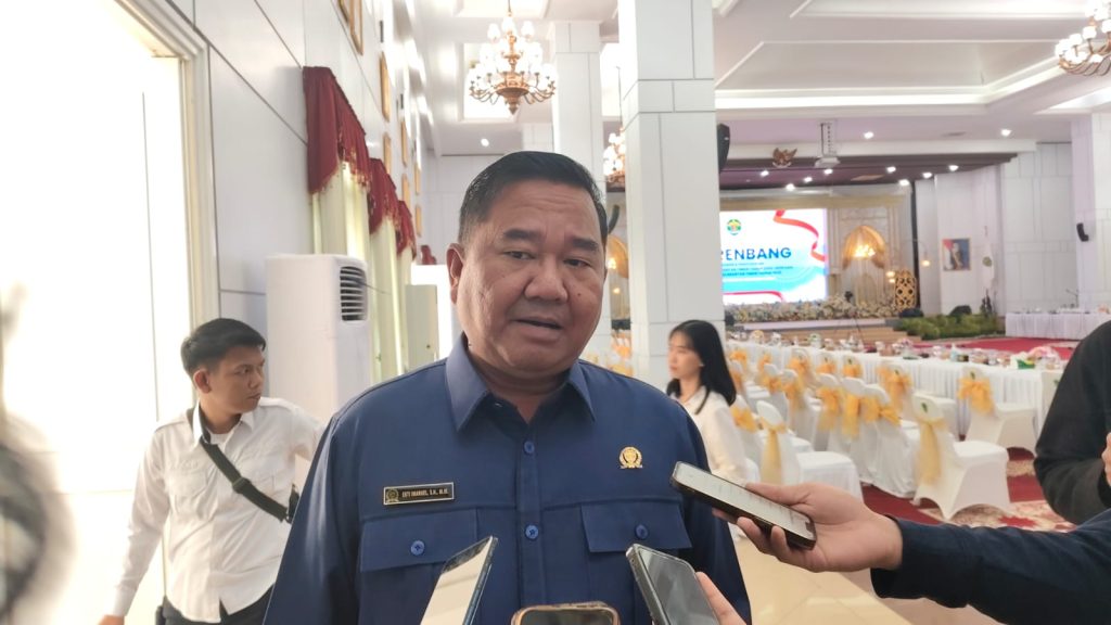 Wakil Ketua DPRD Provinsi Kaltim, Ekti Imanue