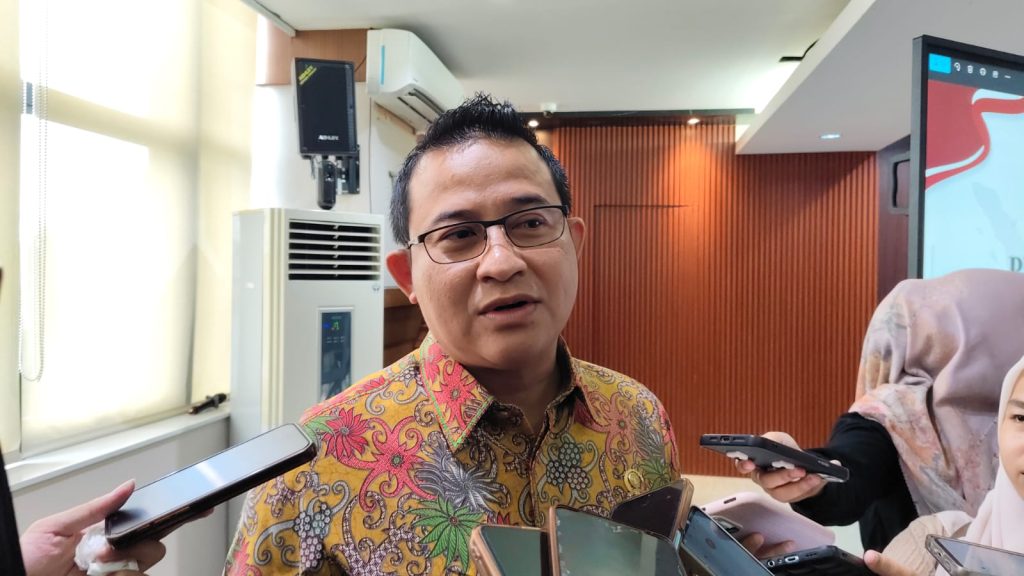 Wakil Ketua Komisi II DPRD Kaltim, Sapto Setyo Pramono saat diwawancarai di Gedung Gebernur Kaltim, Minggu (11/5/2025) (AS/GOnews.id)
