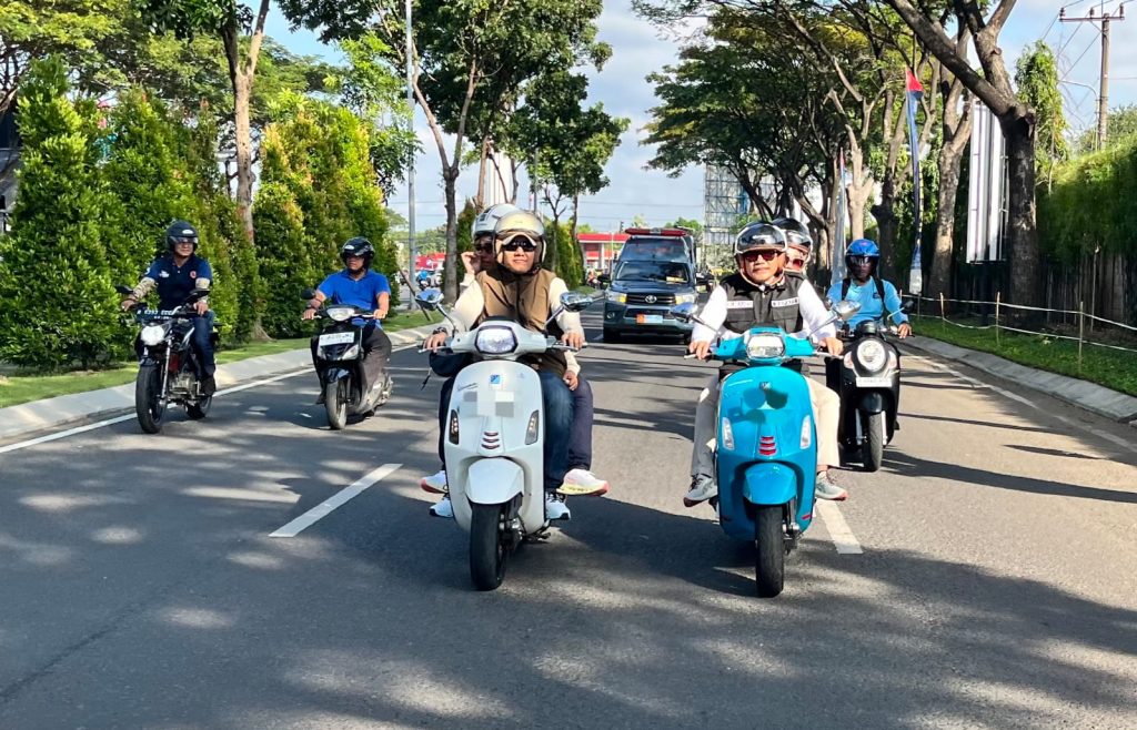 Scooter Riding Meriahkan HUT ke-69 Penerbangan AL Bupati Sidoarjo, Subandi