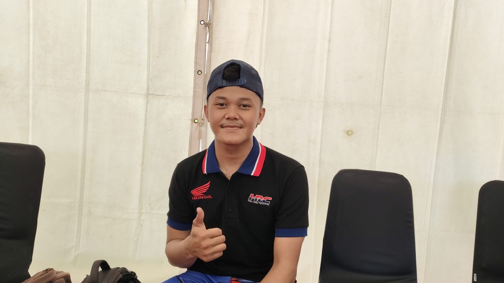 Putra Ardiansyah Pratama pembalap asal Sangatta Kutim usai menjurai kelas Honda Vario 160cc di ajang Honda Dream Cup (HDC) 2025 di Samarinda (AS/Gonews.id)