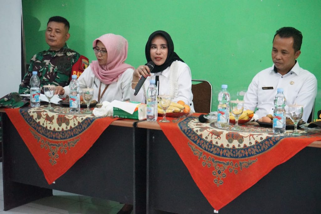 Wakil Bupati Mimik Idayana