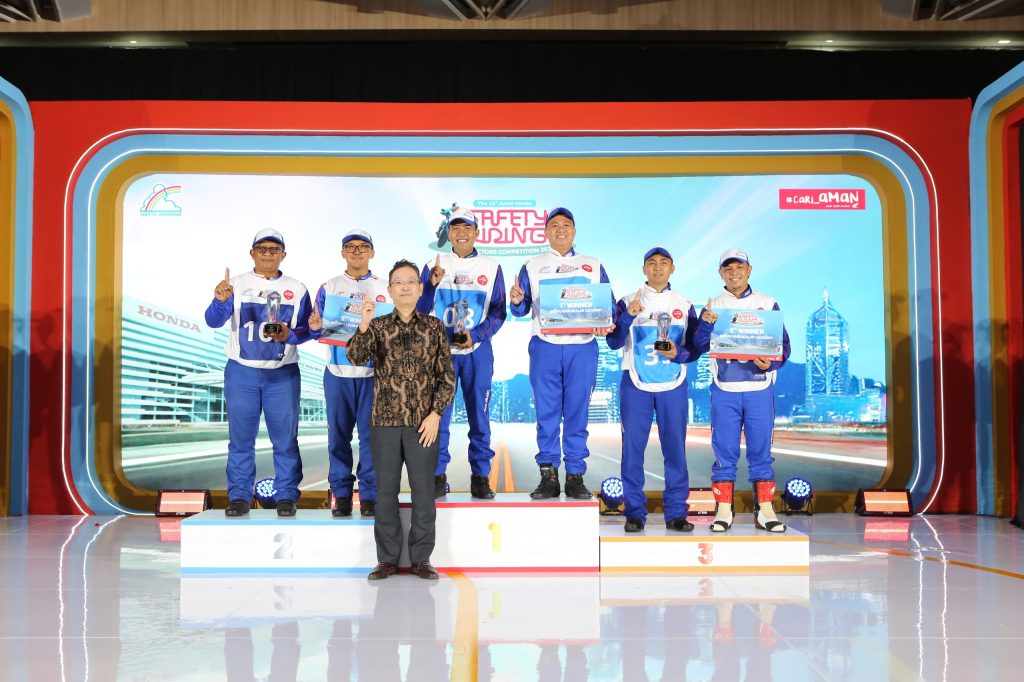 Instruktur Safety Riding Astra Motor Kaltim 2