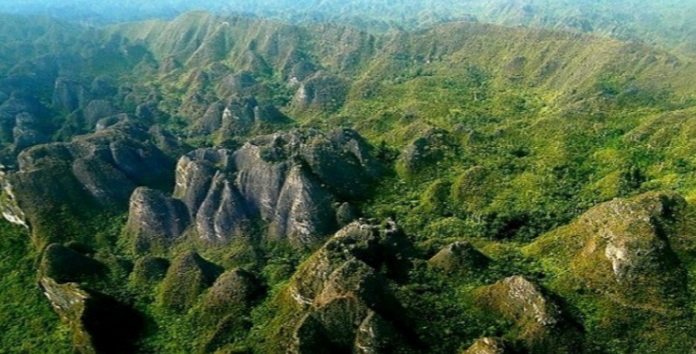 Sangkulirang‑Mangkalihat Karst – Warisan Geologi & Budaya Prasejarah Kalimantan Timur