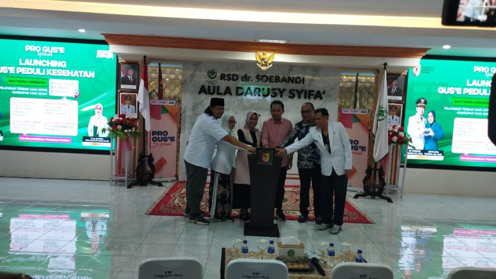 Bupati Jember, Muhammad Fawait meluncurkan Gus'e Peduli Kesehatan, Minggu (6/7/2025) (Mul/Gonews.id