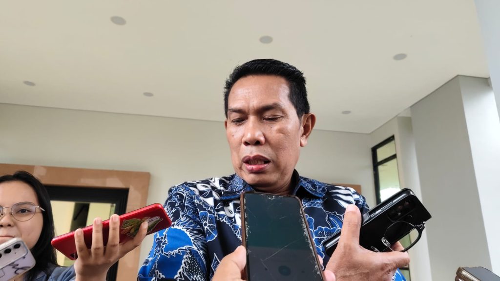 Ratusan Siswa Tak Tertampung, DPRD Minta USB di Sangatta Anggota Komisi IV DPRD Kalimantan Timur, Agus Aras