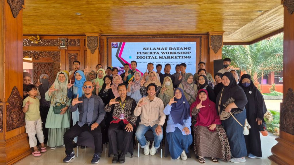 UMKM Mojokerto Didorong Naik Kelas Lewat Pelatihan Digital LKP Majapahit Mandiri saat menggelar Workshop Digital Marketing di Mojokerto (Foto: LPK Majapahit)