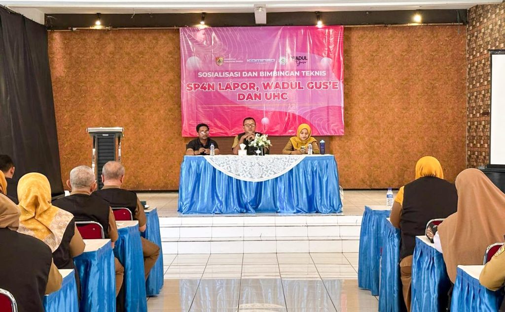 Diskominfo Jember gelar sosialisasi SP4N Lapor, Wadul Gus’e, dan UHC di RM Lestari, Senin (4/8/2025). (Mul/Gonews.id)