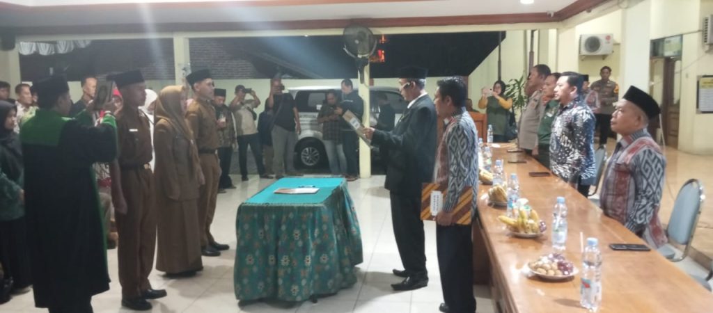 Pelantikan Perangkat Desa Kebaron 2025