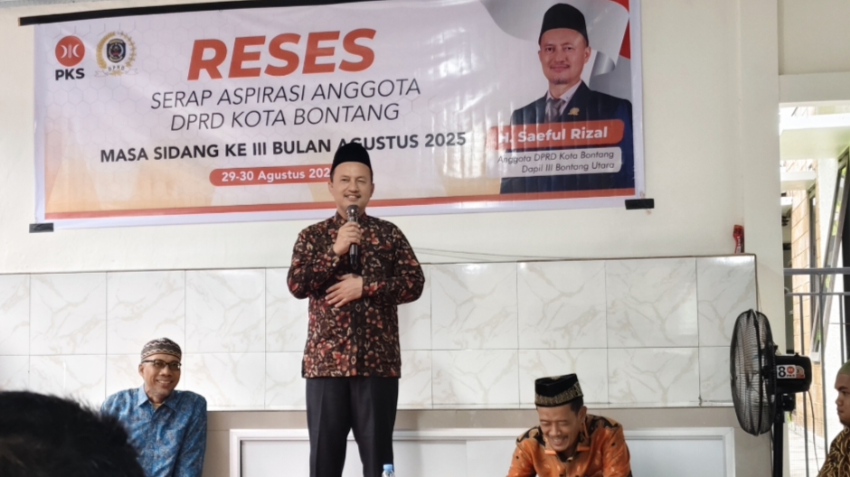 Warga Gunung Elai Minta Lampu Jalan, Saeful Rizal Pastikan Anggaran Tersedia Saeful Rizal, Anggota DPRD Kota Bontang saat reses, Sabtu (30/8/2025)(Ag/Gonews.id)
