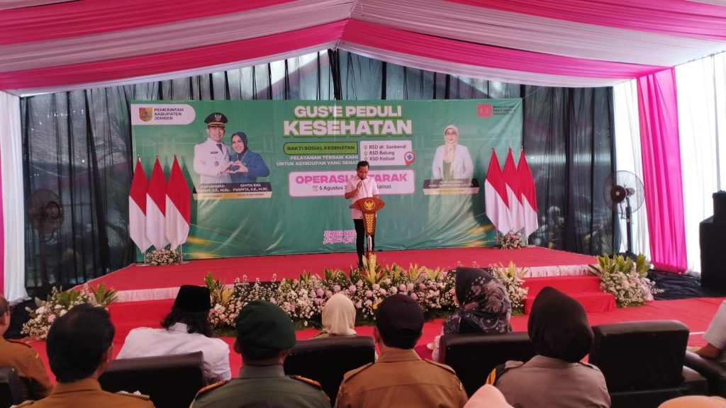 Operasi Katarak Gratis di Jember, Gus Fawait Tinjau Langsung Bupati Jember, Muhammad Fawait