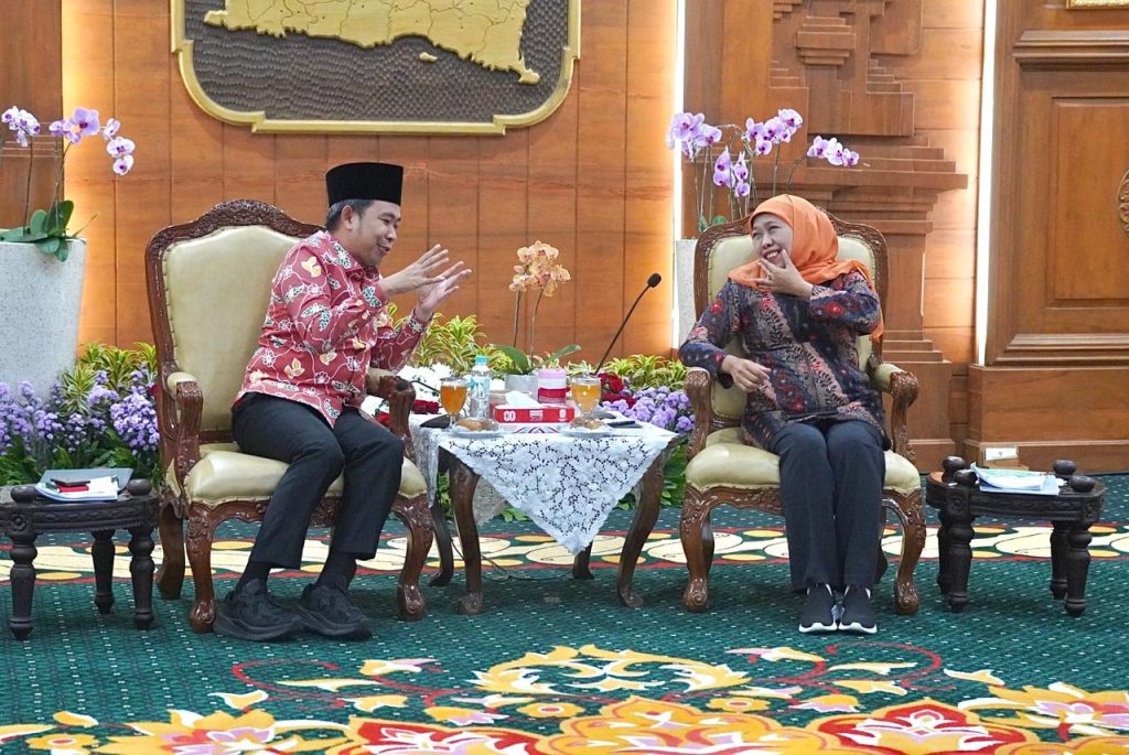 MTQ Jatim 2025 Siap Digelar Meriah di Jember Bupati Jember Muhammad Fawait dan Gubernur Jawa Timur Khofifah Indar Parawansa di Gedung Negara Grahadi, Surabaya, Selasa (26/8/2025)(Foto: Diskominfo Jember)
