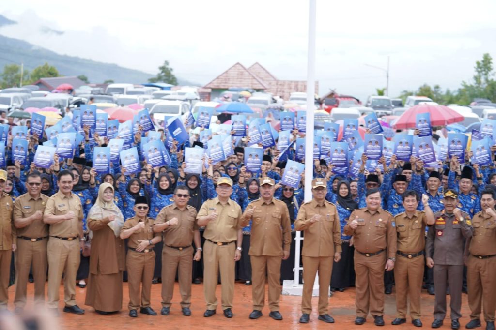 Pemkab Kerinci serahkan SK PPPK Formasi 2024