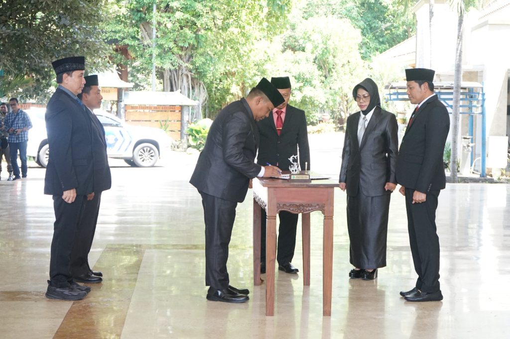 Bupati Subandi lantik 61 pejabat Pemkab Sidoarjo