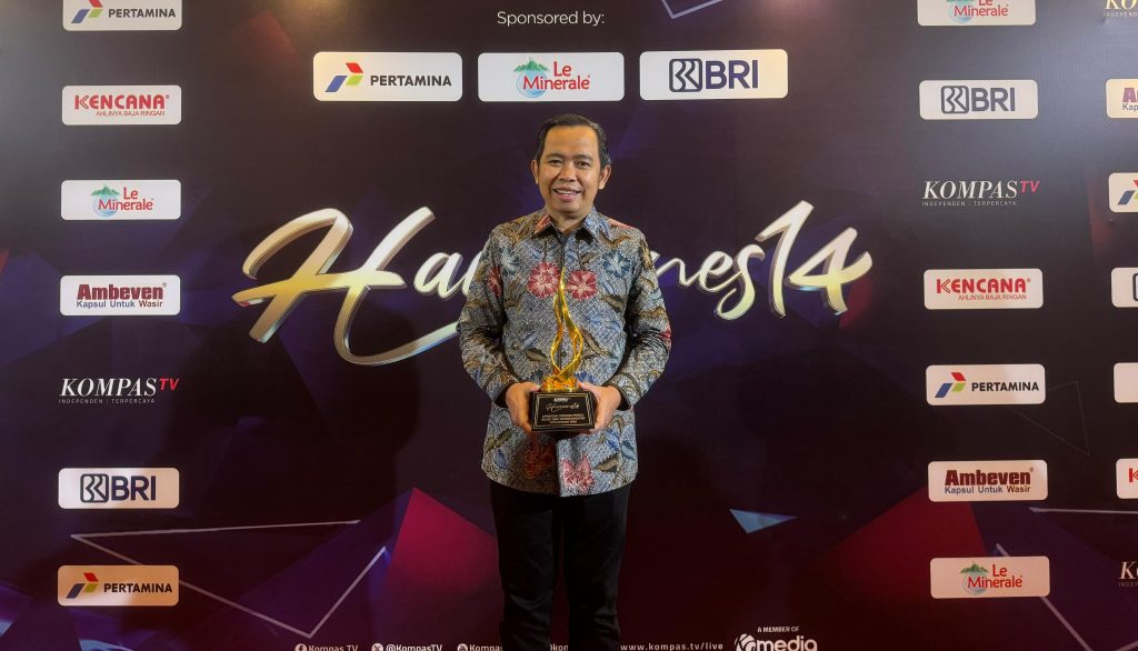 Bupati Jember Gus Fawait Dianugerahi Kompas TV Awards Bupati Jember Muhammad Fawait