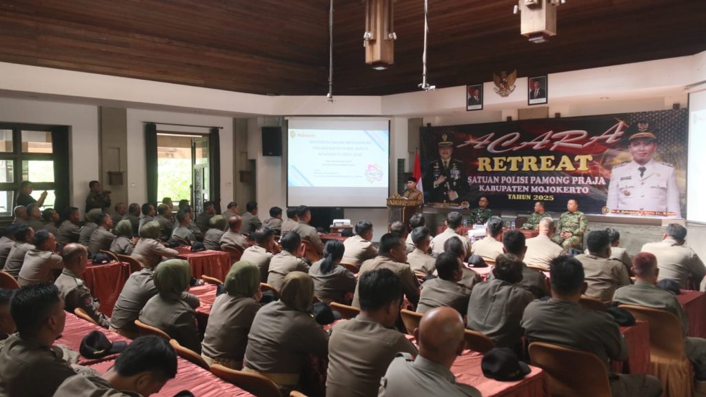 Suasana Retreat Satpol PP Kabupaten Mojokerto yang digelar di Ubaya Training Center (UTC), Trawas, Senin (20/10/2025) (HB/Gonews.id)