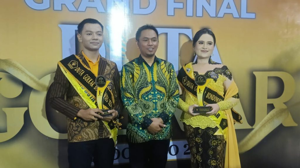 Duta Golkar Bondowoso 2025, Wadah Anak Muda Asah Potensi dan Politik Sehat Ady Krisna (tengah), Ketua Golkar Kabupaten Bondowoso (Doni/GOnews.id)