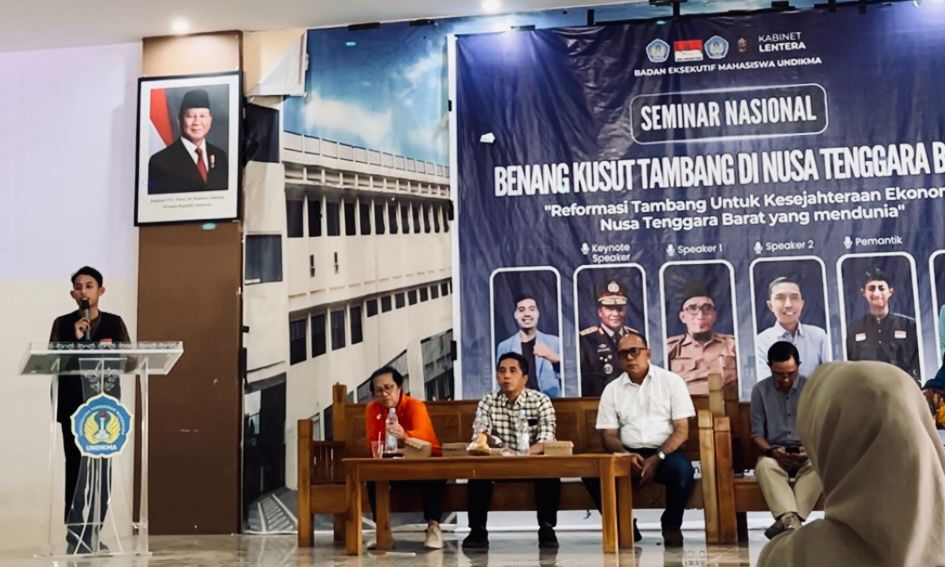 BEM Nusantara Bali-Nusra Soroti Izin Tambang Rakyat NTB dan Dugaan Peran Polda Suasana seminar nasional bertajuk “Benang Kusut Tambang di NTB: Reformasi Tambang untuk Kesejahteraan Ekonomi Nusa Tenggara Barat” digelar oleh Badan Eksekutif Mahasiswa (BEM) Universitas Pendidikan Mandalika (Undikma), Sabtu (11/10/2025).