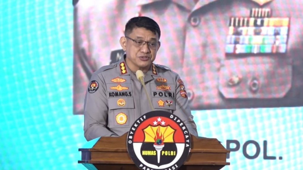 Ketua Panitia, Kombes Pol Komang Suartana saat memberikan sambutan dalam Sarasehan dan Dialog Kebangsaan dalam rangkaian peringatan Hari Jadi ke-74, Divisi Humas Polri, di Auditorium STIK Lemdiklat Polri, Jakarta, Kamis (30/10/2025) Foto: Div. Humas Polri