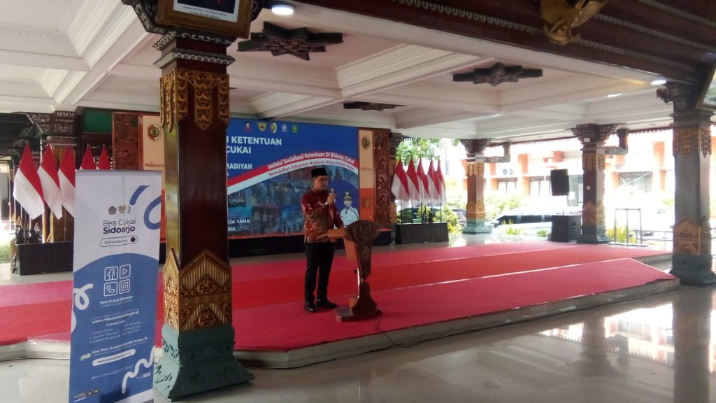 Bupati Mojokerto Muhammad Al Barra
