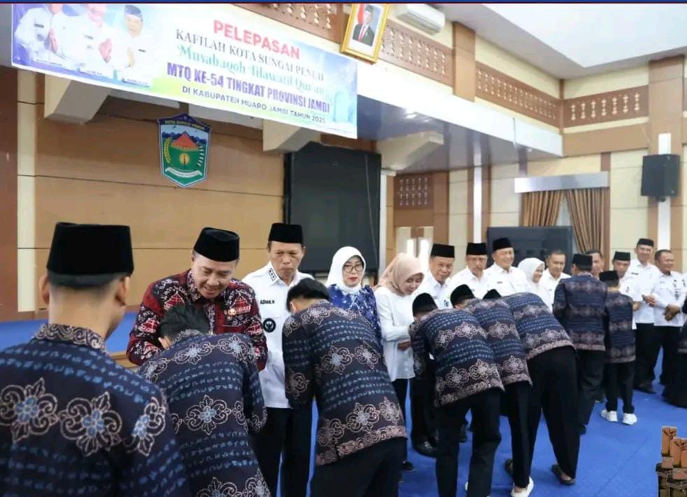 Wako Alfin dan Wawako Azhar Lepas Kafilah MTQ ke-54 Jambi
