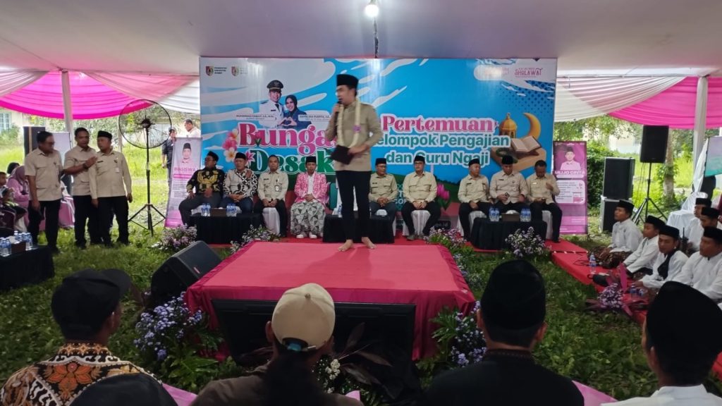 Jember Siapkan Insentif Ketua Pengajian Mulai 2026 Foto Edi Mulyono.bupati Jember Muhammad Fawait dalam acara bunga desaku ke 7 kencong