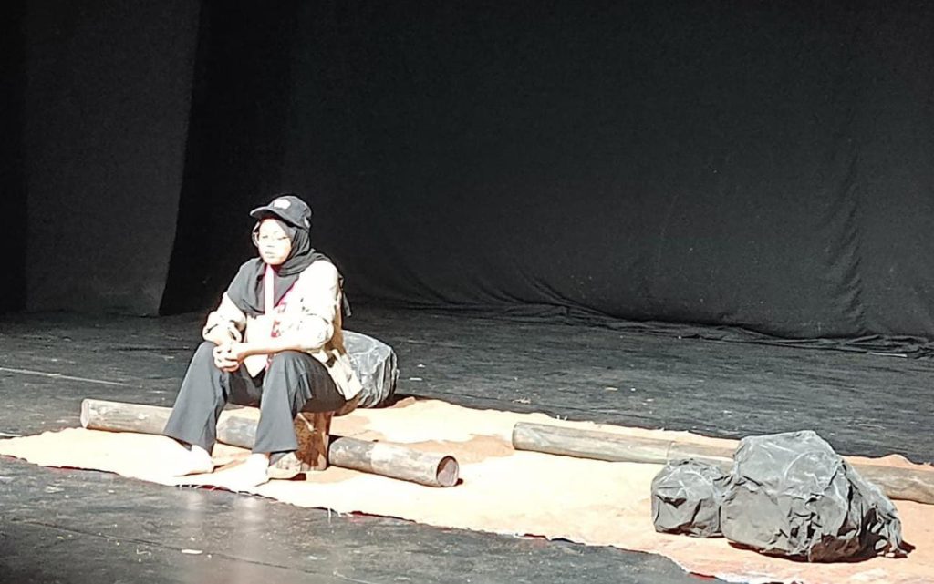SMA 1 Sungayang Wakili Sumatera Barat di FL2SN 2025 Cabang Monolog: Amalia Ilmi Kam Tampil Menggigit
