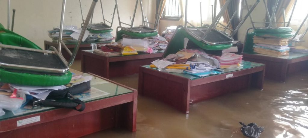 Pembelajaran Tatap Muka Dihentikan, Pasaman Barat Terapkan BDR Akibat Banjir