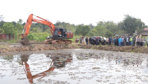 Pengembangan Kolam Ikan di Sangsel Dorong Ekonomi Pascatambang Kolam ikan air tawar di Gang Samsul, Kecamatan Sangatta Selatan (AM/GOnews.id)