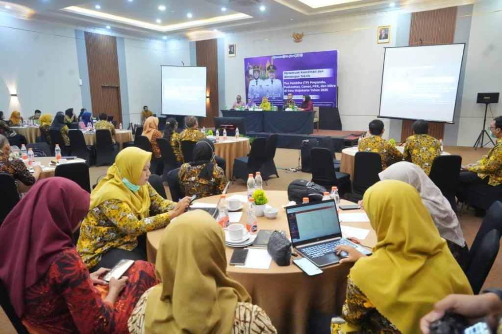 Suasana kegiatan “Sinergi dan Kolaborasi Posyandu di Bidang Sosial” di Kelurahan Meri Kota Mojokerto, Jumat (31/10/2025) (Foto Diskominfo Kota Mojokerto)