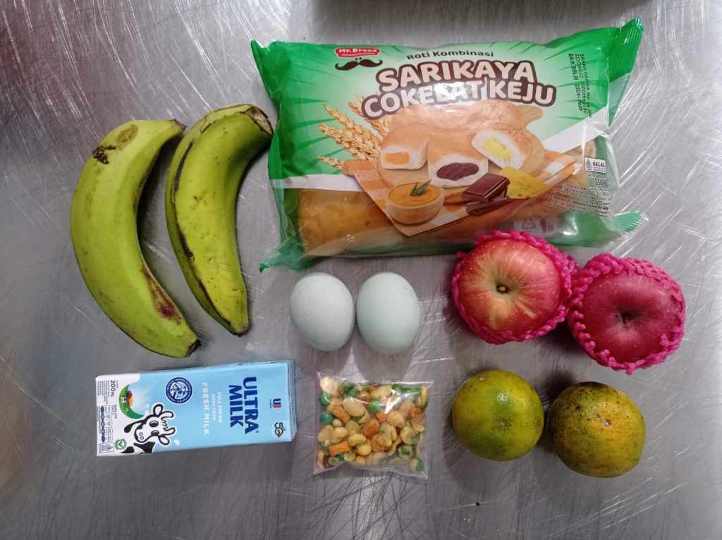 Kesalahpahaman Rapel Menu di SD Integral Bondowoso, SPPG Badean 2 Beri Penjelasan Paket menu kering rapel sppg badean 2, yang sempat menimbulkan kesalahpahaman di kalangan wali murid SD integral Bondowoso