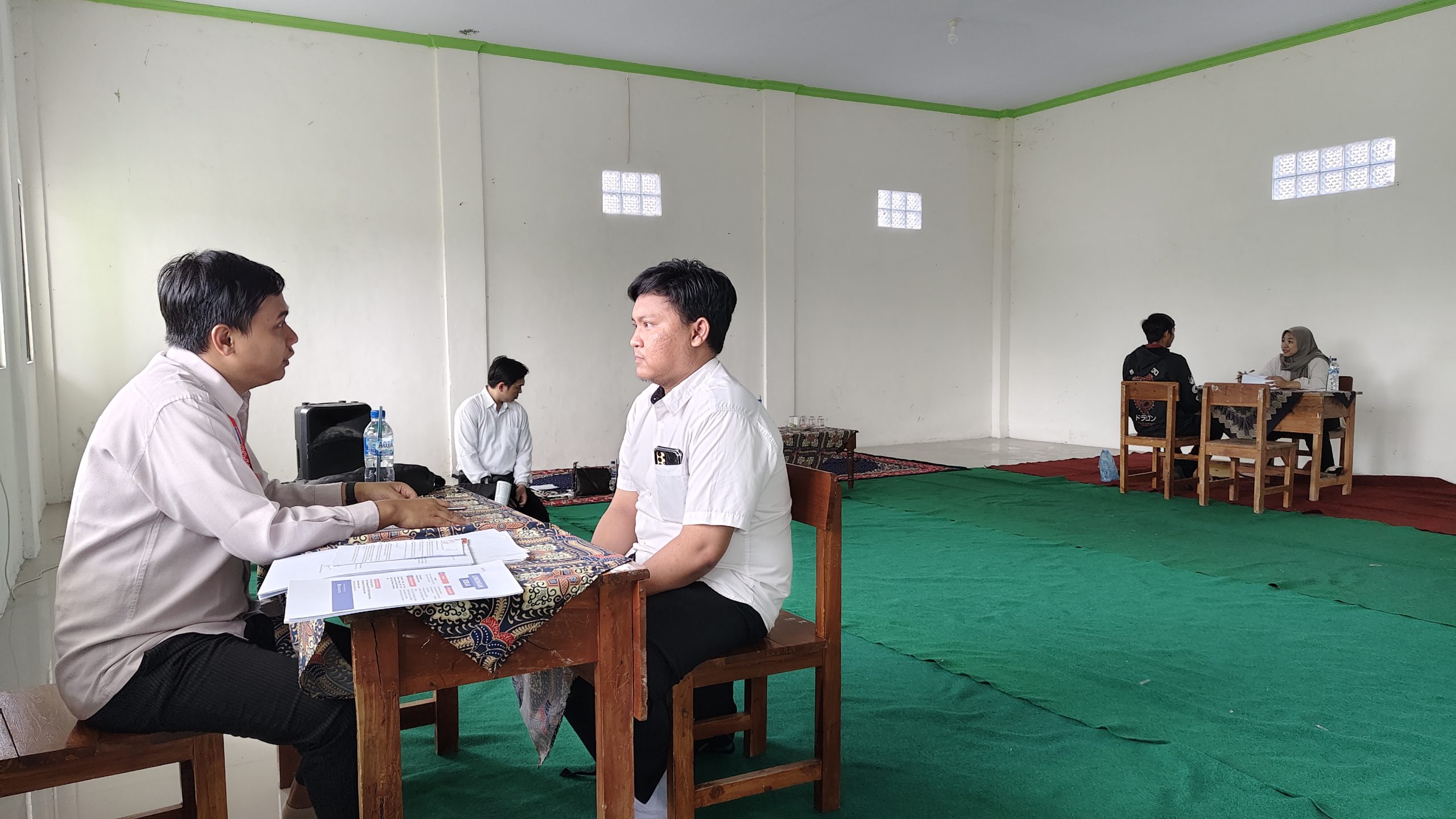 Suasana wawancara PT wahana sejahtera food di Ponpes Sunan Ampel 2 Jombang (adt/GOnews.id) 