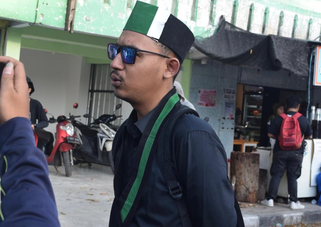 Ketua BADKO HMI (Badan Koordinasi Himpunan Mahasiswa Islam) Jawa Timur Bidang Politik dan Demokrasi, Tsabit Ikhmaddi