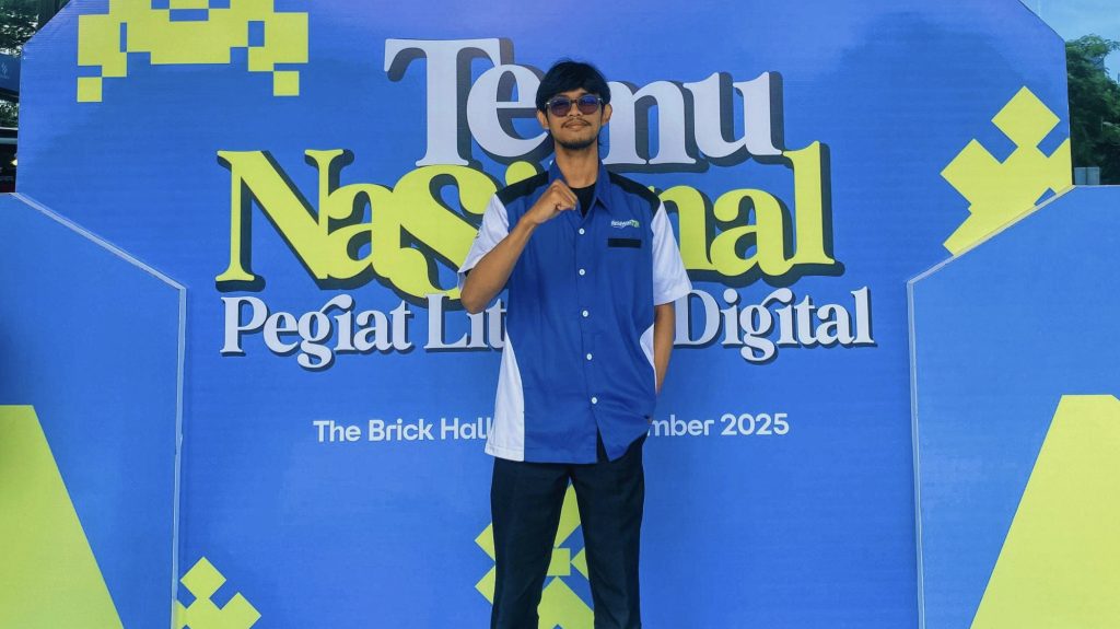 Ion Sastra Piawai Aziz Mahasiswa Ilmu Pemerintahan Semester 7, FISIP, UNIM