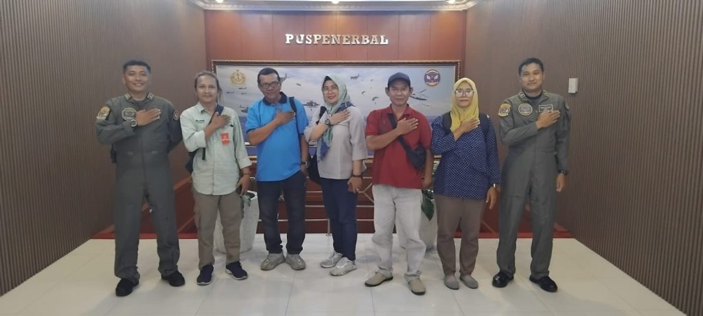 Koorsmin Puspenerbal Mayor Laut (P) Baron saat bersama awak media, Kamis (19/2/2026)(foto: Nugroho).