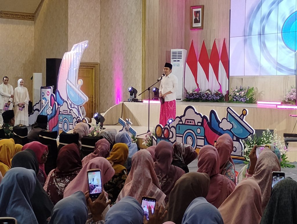 Bupati Jember Muhamad Fawait saat acara setahun refleksi kinerja di pendopo wwg.foto Edi mulyono