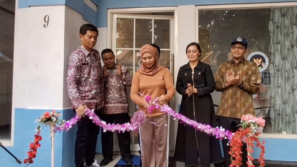 Wali Kota Mojokerto Resmikan SPPG Mentikan Wali Kota Mojokerto Ika Puspitasari meresmikan langsung fasilitas tersebut di Jalan Prapanca Cakarayam Gang 5 Nomor 9, Jumat (6/1/2026)