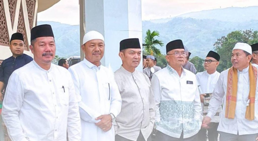 Ketua DPRD Kerinci Hadiri Pembukaan Safari Ramadhan 1447 H, Pererat Silaturahmi Pemkab dan Masyarakat Ketua DPRD Kerinci hadiri pembukaan Safari Ramadhan Pemkab Kerinci 1447 H di Islamic Center Semurup