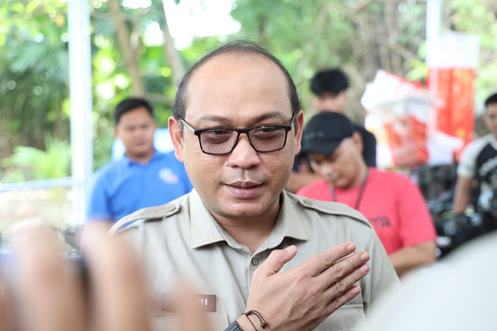 Pj Sekertaris Daerah Kabupaten Jember Akhmad Helmi Luqman saat dikonfirmasi. Foto Diskominfo