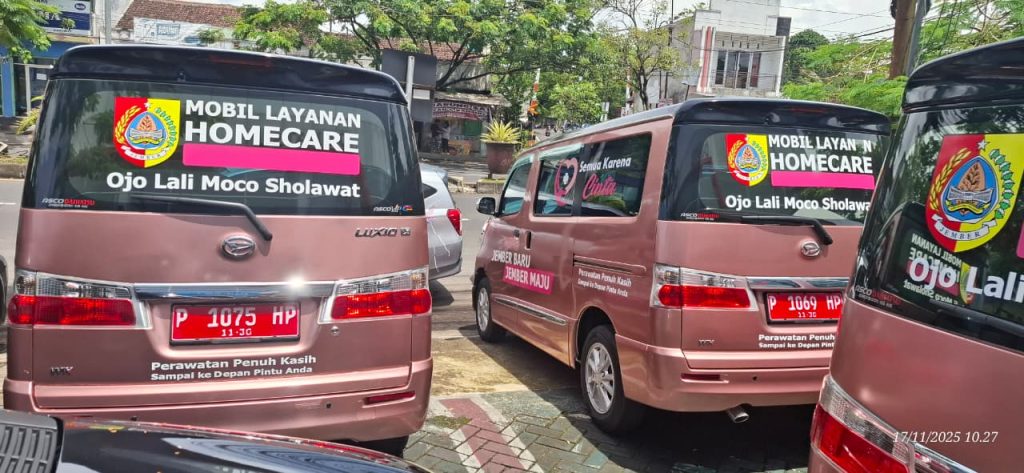 Jember Siapkan Mobil Home Care “Gus Bupati” Mobil layanan home Care ,Program gus Bupati untuk per mudah pelayanan kesehatan Masyarakat Jember.foto Edi Mulyono