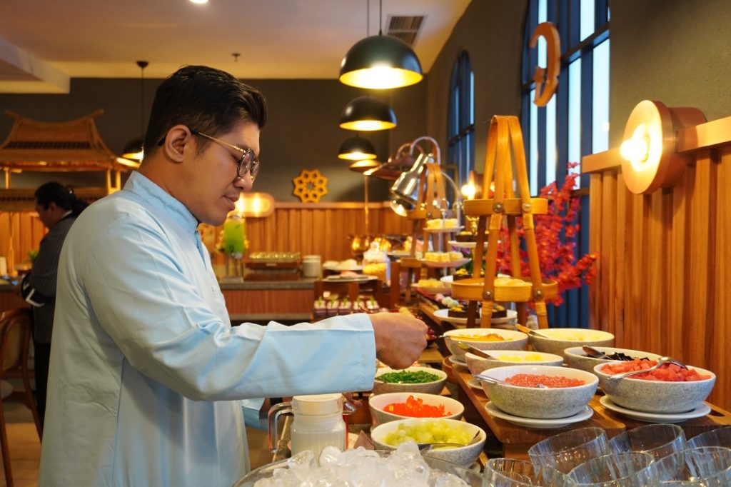 Aston Inn Jemursari Surabaya hadirkan paket iftar “Cerita Rasa Ramadan” dengan menu rotasi Nusantara dan Timur Tengah