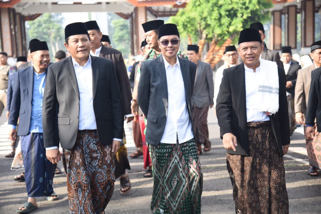 Bupati Sidoarjo Serukan Persatuan di Hari Raya Bupati Sidoarjo H.Subandi Usai Shalat Idul Fitri 1 Syawal 1447 Hijriah di Masjid Agung Sidoarjo