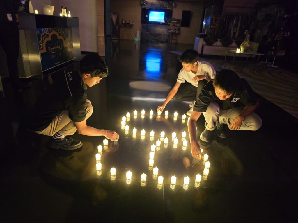 ARTOTEL TS Suites Surabaya dukung Earth Hour 2026 dengan aksi hemat energi dan ajak tamu berpartisipasi