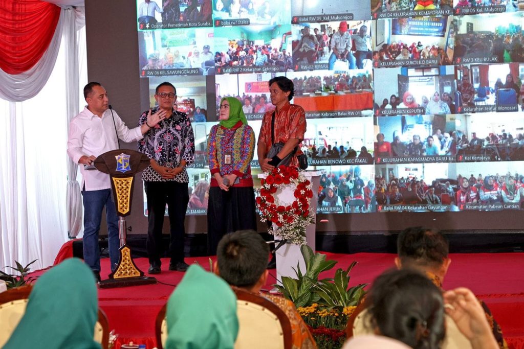 Launching Program Kampung Pancasila 2026 oleh Wali Kota Surabaya, Eri Cahyadi, di RW 2 Krembangan Bhakti, Kelurahan Kemayoran, Kecamatan Krembangan, Surabaya, Kamis (16/4/2026). (Dok. Humas Pemkot Surabaya)