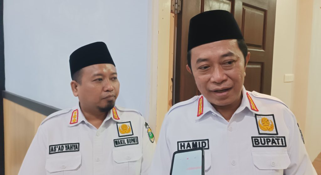Bupati Bondowoso Kh abdul Hamid wahid usai rapat koordinasi (rakor) dan halal bihalal bersama Forkopimda, Rabu (1/4/2026).