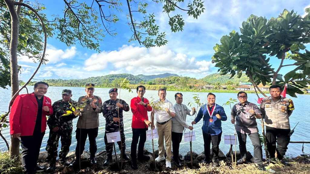 DPP GMNI menyelenggarakan aksi Bakti Sosial Ekologis dalam rangka memperingati Dies Natalis GMNI ke-72 di Situ Rawa Arum, Kota Cilegon, Banten